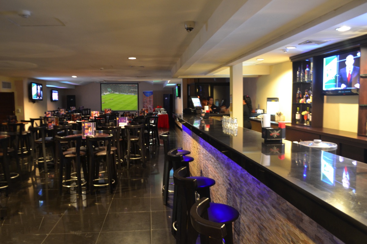 Bar